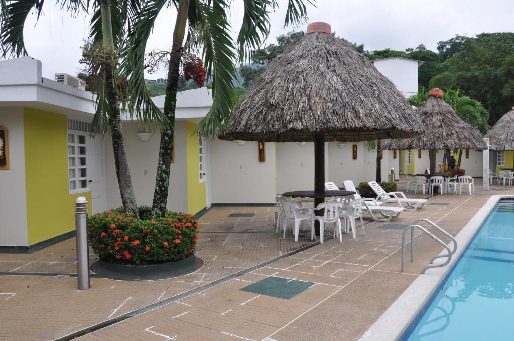 Santa Barbara Hotel Country Villavicencio Exteriér fotografie