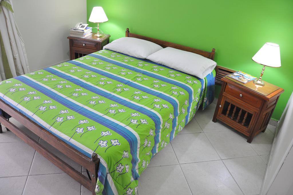 Santa Barbara Hotel Country Villavicencio Pokoj fotografie