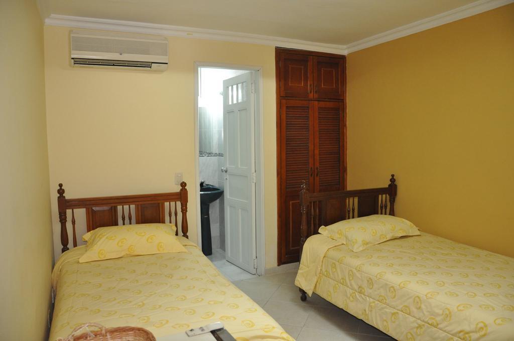 Santa Barbara Hotel Country Villavicencio Pokoj fotografie
